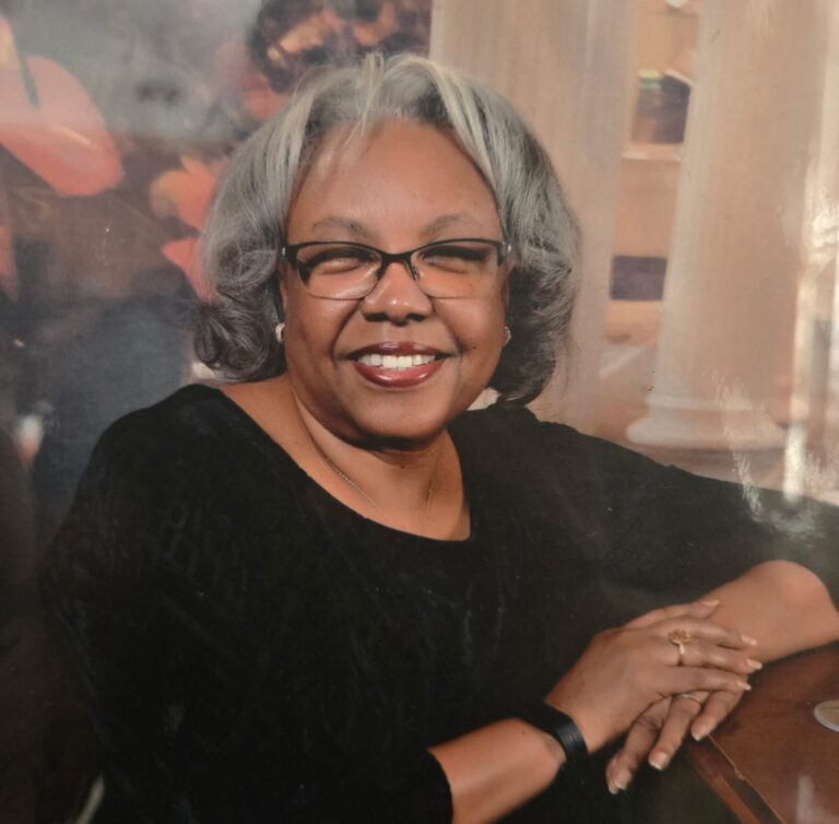 Evelyn-Lyons-Photo