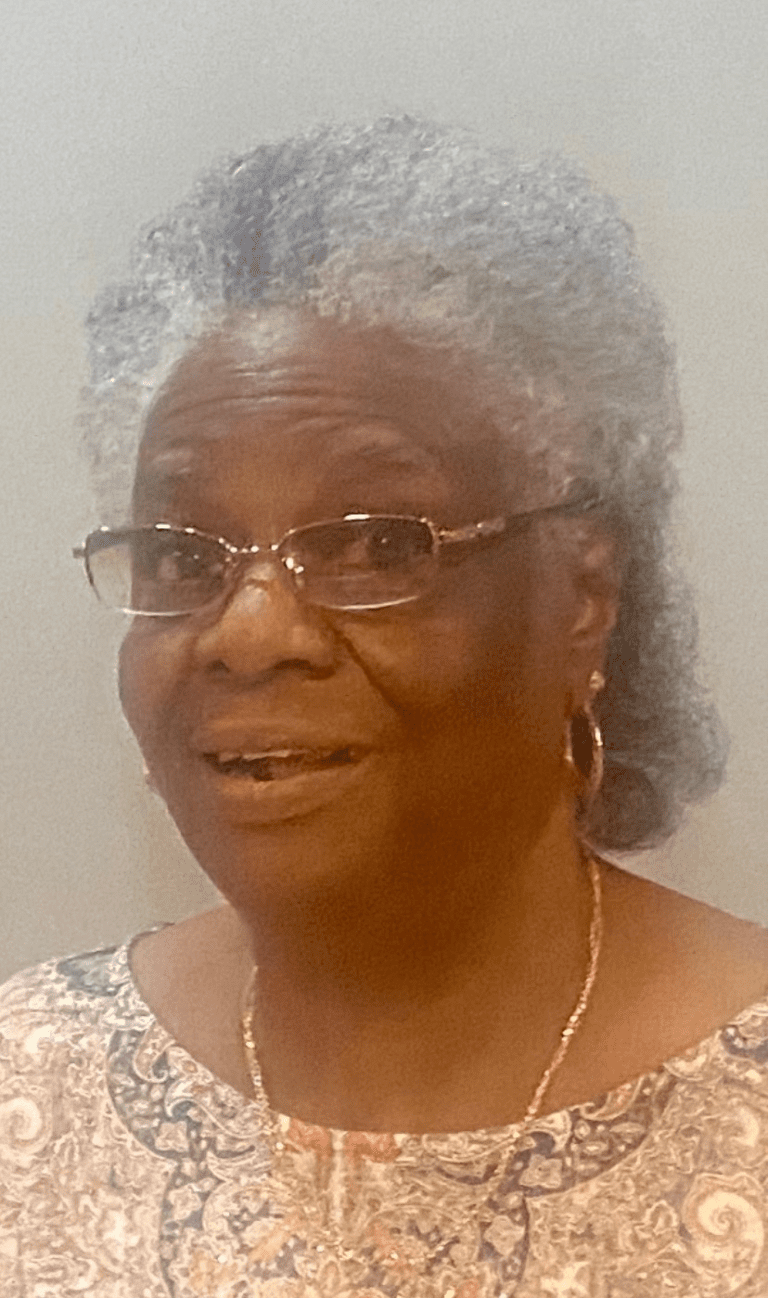 Beverly Moore Picture(1)